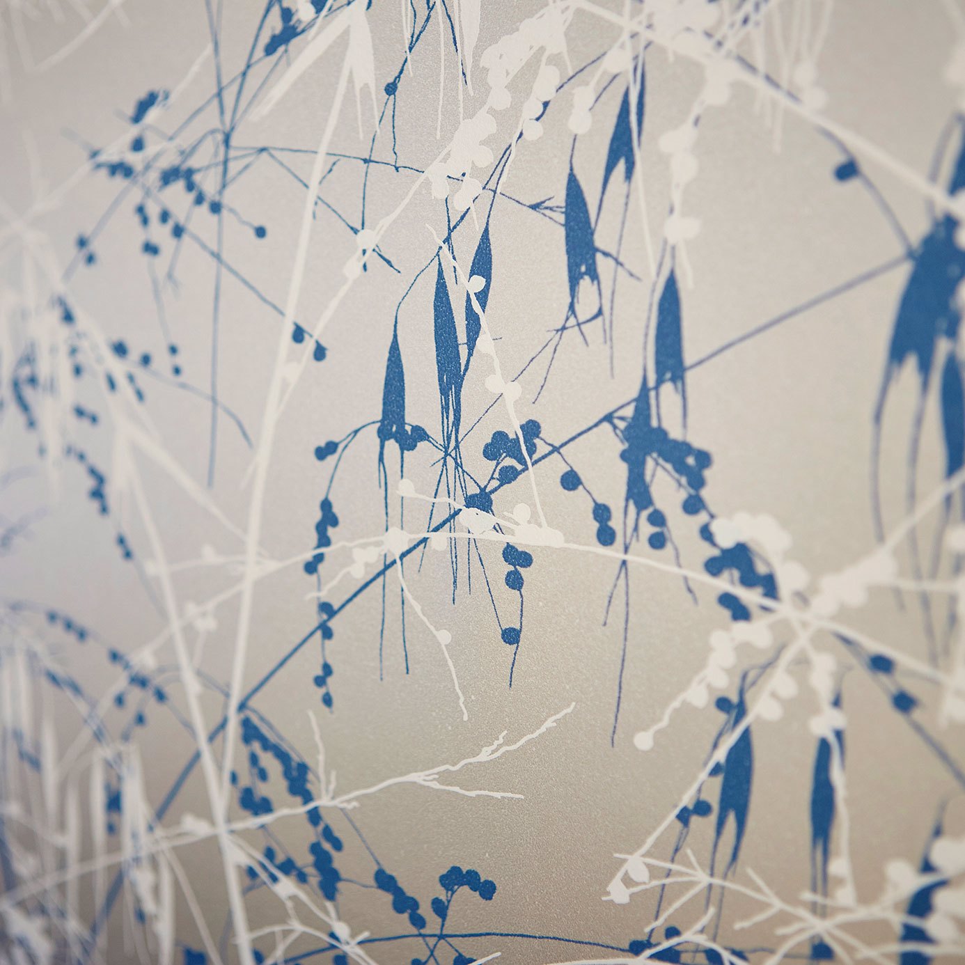 Meadow Grass Paper / Gold Wallpaper by HAR